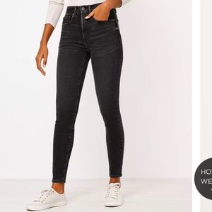 Light Wash Black High-Waist Skinny Jeans Curvy Fit
